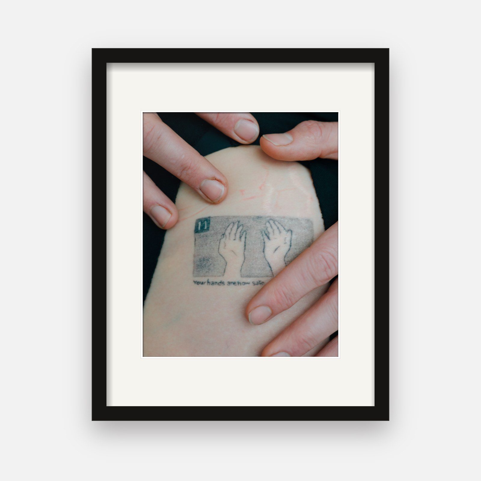 Held print 25 · Esther · Tattoo