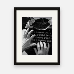 Held print 26 · Esther · Typewriter